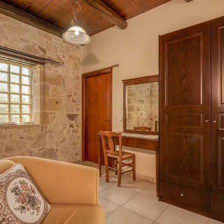 The Stonemade Hotel apartamentowy Falasarna